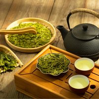 Premium gyokuro shaded green tea